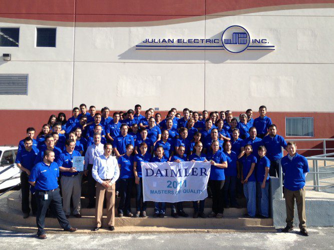 Julian Electric de México receives Daimler Trucks North America Masters of Quality Award